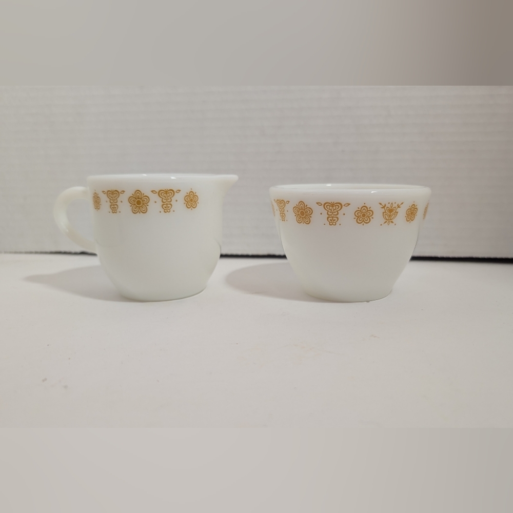 PYREX Corning Cream and Sugar Set Butterfly Gold Flower Vintage Retro MCM USA